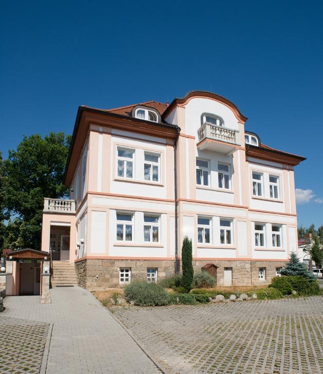 Hotel U Kaplicky Písek Exterior foto